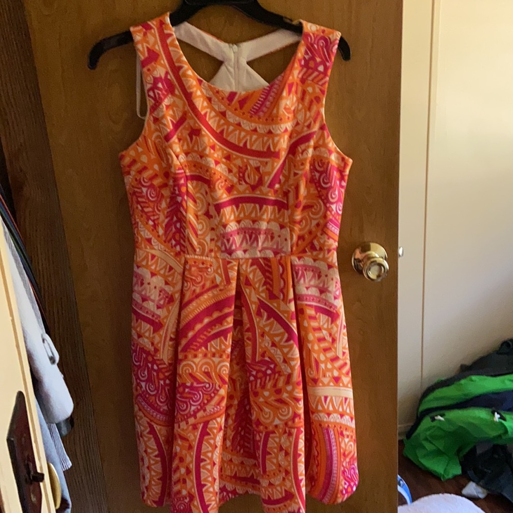 Dress - Picture 2 of 2